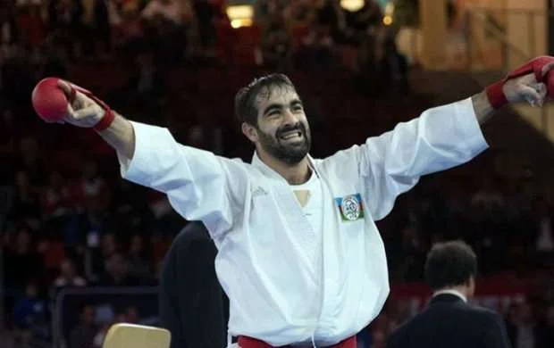 Rafael Ağayev Premyer Liqanın qalib oldu 