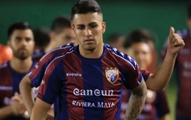 Argentinalı futbolçu 23 yaşında öldü 