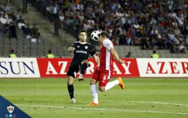 "Qarabağ"ın yarımmüdafiəçisi Bakıya döndü - SON DURUM 