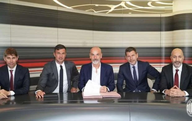 “Milan” yeni baş məşqçisini rəsmən açıqladı 