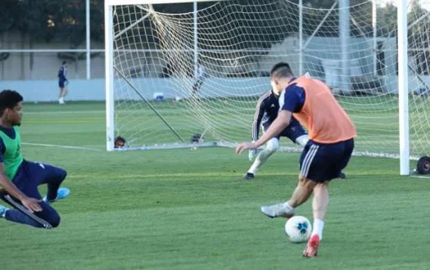 "Qarabağ"ın ispan futbolçusundan sevindirici xəbər 