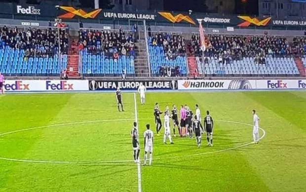 UEFA "Qarabağ"ın oyunlarında baş verənlərlə bağlı qərarlarını təxirə saldı 