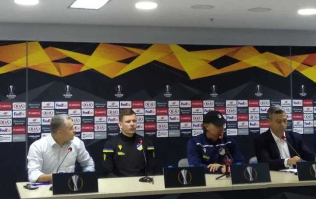 APOEL-in baş məşqçisi: “Narahat olmayın, sabah oyundan sonra gülən mən olacam” 