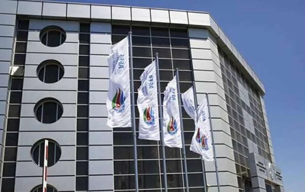 AFFA millinin siqaret çəkən üzvlərini cərimələdi 