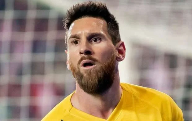 Messi Ronaldo və Raula çatdı 