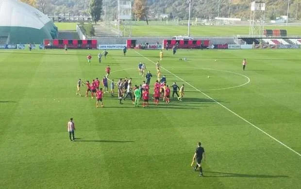 APOEL-lə "Qəbələ"nin futbolçuları arasında dava 