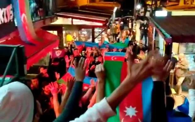 Türkiyəli fanatlardan "Qarabağ"a möhtəşəm dəstək: Yanındayız! - VİDEO 