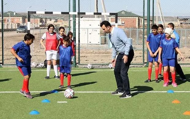 Təhsillə idmanı birləşdirən körpü: Bölgələrdə uşaq futbolu necə inkişaf etdirilir? - ARAŞDIRMA 