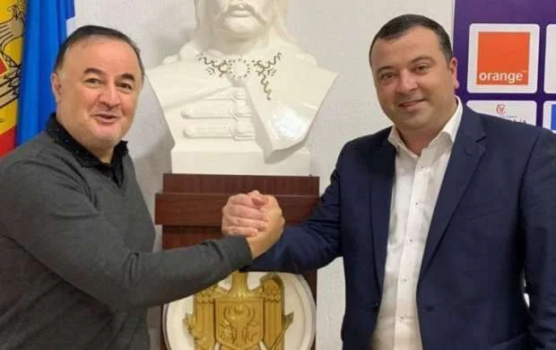 Moldova millisində türk baş məşqçi 