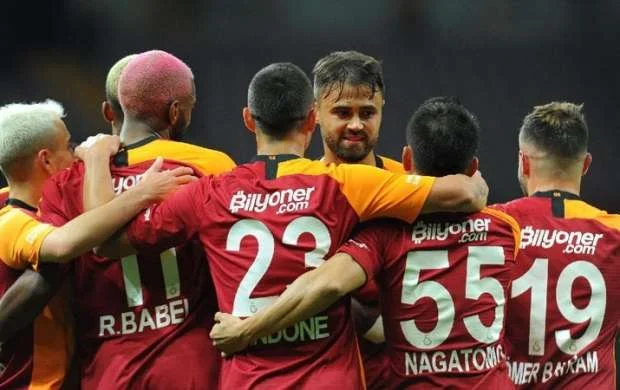 "Qalatasaray"a 18 dəqiqə bəs etdi - VİDEO 