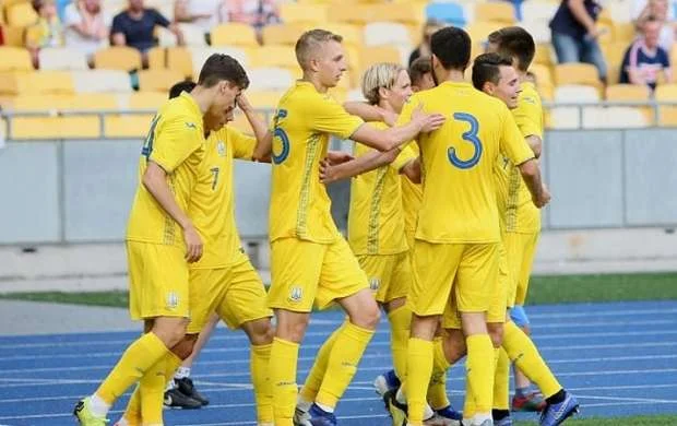 Millimizlə oyuna bu futbolçular çağırıldı 