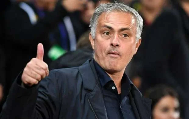 Daha bir klub Mourinyo ilə danışıqlara başladı 