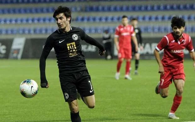 "Səbail"in futbolçusu hakimlər otağına girdi, klub cəzalandı 