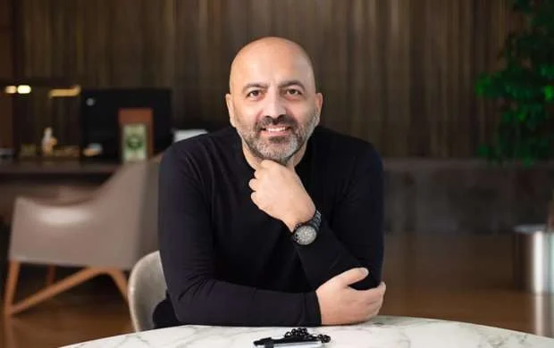 Mübariz Mənsimovun gitara ifası - VİDEO 