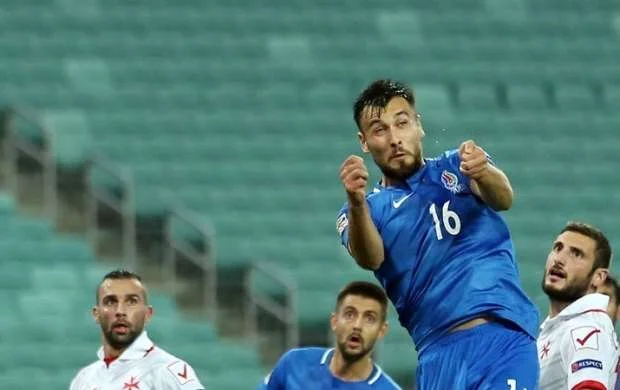 Alman klubunun futbolçusu millimizdən kənarlaşdırıldı 
