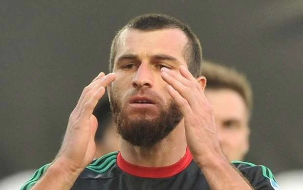 Rusiyalı futbolçu Türkiyədə yoxa çıxdı 