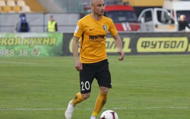 Pavel sonadək tər tökdü, komandası... 