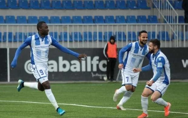 "Sabah" 10-a çatdı 
