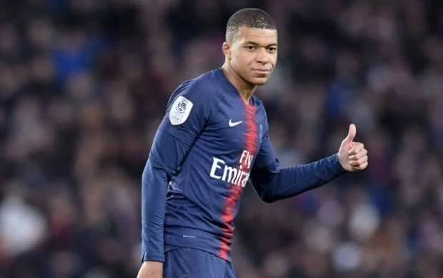 Mbappe PSJ rəhbərliyinə xəbər göndərdi 