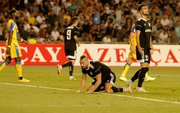 Slavçevin bir ayağı "Levski"də... 