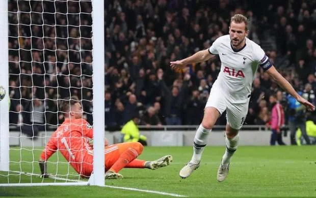 Mourinyonun komandası yunanları peşman etdi - VİDEO 