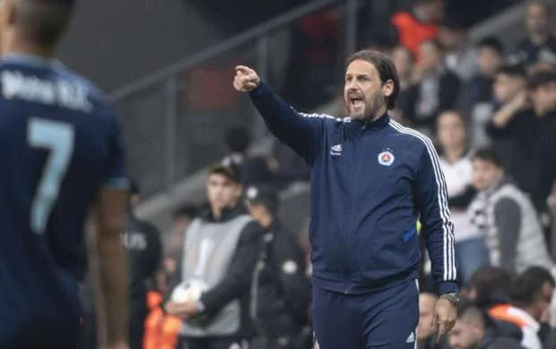 "Slovan"ın baş məşqçisindən türklərə ədəbsiz jest 