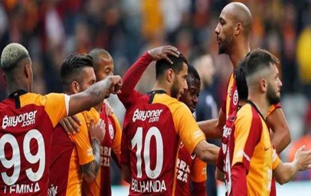 "Qalatasaray"a bir qol bəs etdi - VİDEO 