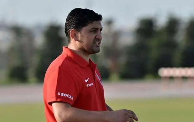 Daha bir yığmanın baş məşqçisi istefaya göndərildi 