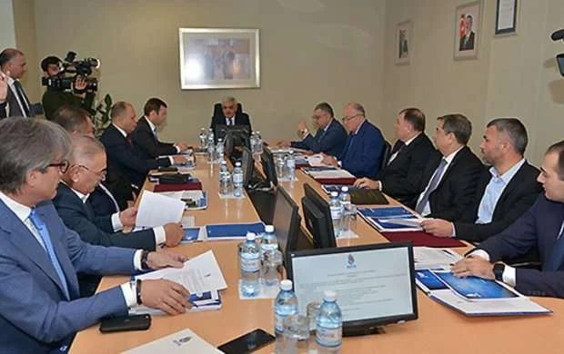 İK-nın iclasından stenoqram 