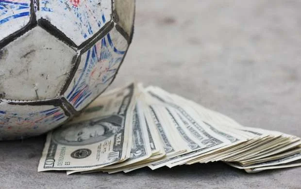 Millinin 4 "qumarbaz" futbolçusunun adı niyə gizlədilir? 
