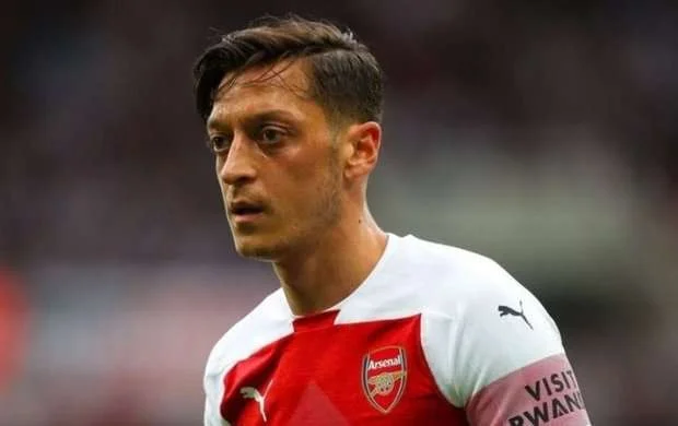 Mesut Özil Türkiyə klubunda? 
