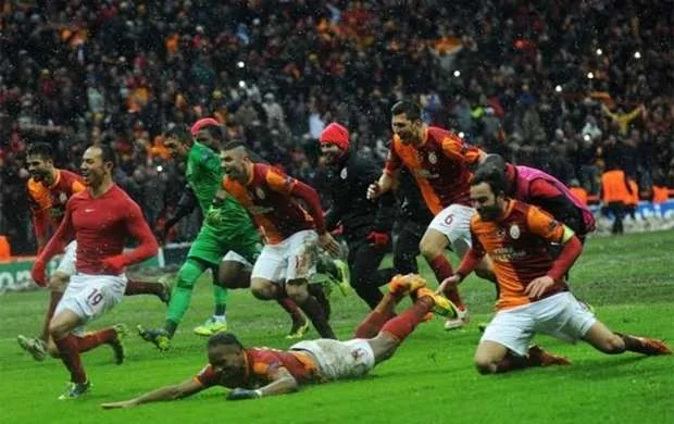 "Qalatasaray"dan tarixi uğur - UEFA açıqladı 