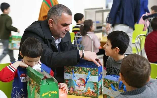 “Keşlə” internat məktəbini ziyarət edib 
