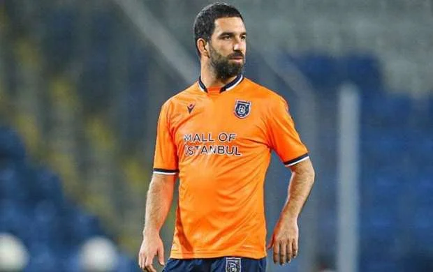 "Başakşəhər" Arda Turanla yollarını ayırdı - RƏSMİ 