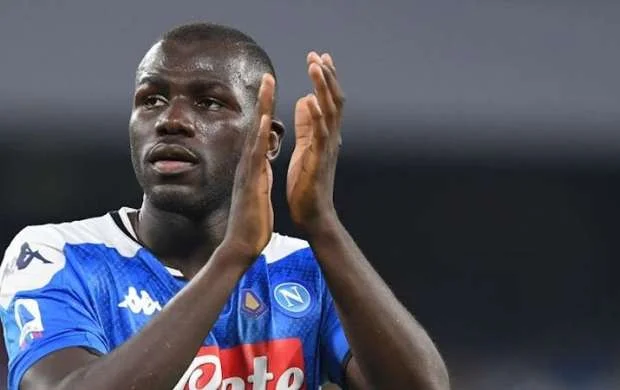 Dünyada transfer rekordu qırılır 