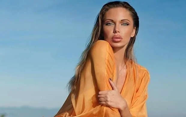 Məşhur futbolçunu təcavüzdə ittiham edən rus model həbs edildi 