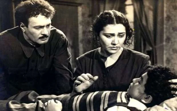 "Ögey Ana" filmi hansı məşhurun həyatından bəhs edir? - VİDEO 