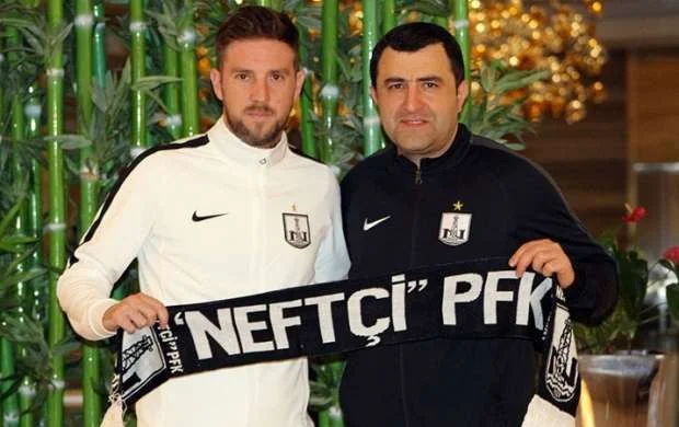 "Neftçi" "Bakı"nın sabiq məşqçisi ilə müqavilə bağladı 