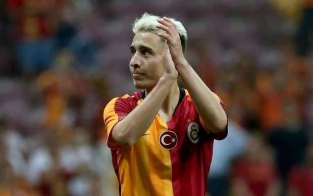 "Qalatasaray"ın futbolçusu "Olimpiakos"da 