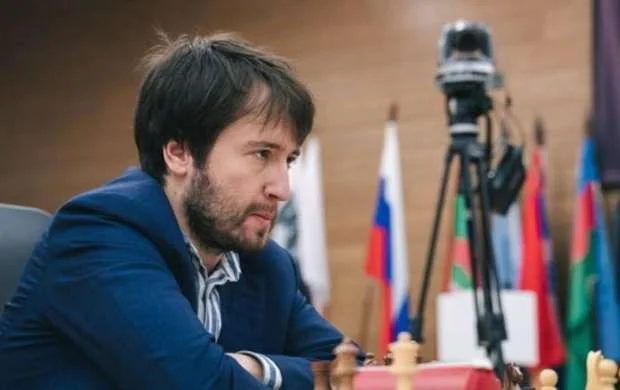 Teymur "10-luğ"a daxil oldu, Şəhriyar mövqeyini qorudu 