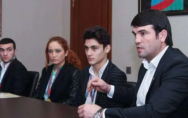 Beşqat dünya çempionumuzla bağlı hökm dəyişdi 