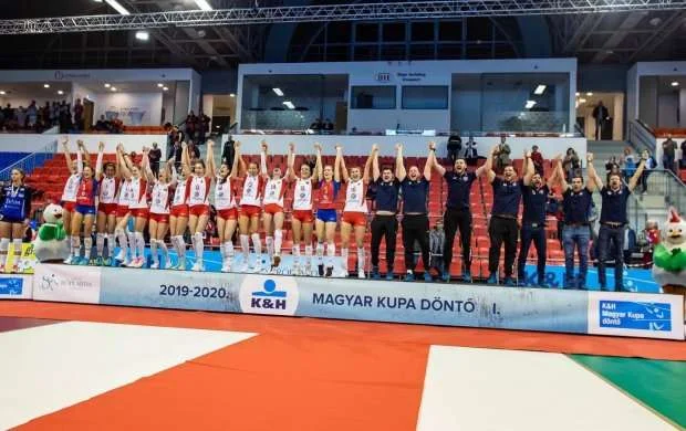 Millimizin üzvü Macarıstan Kubokunu qazandı - FOTO 