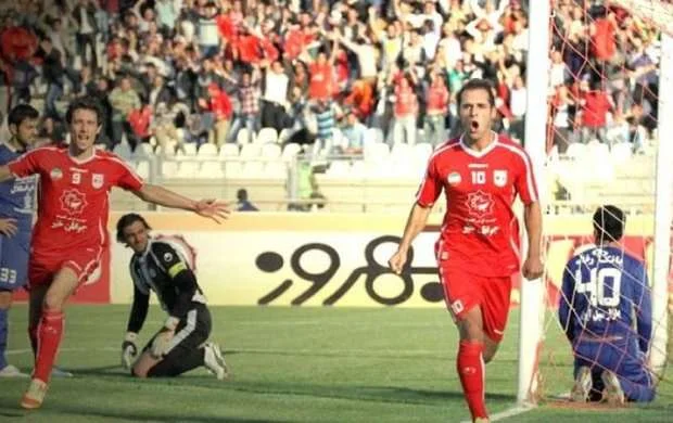 "Traktor" yarımfinalda 