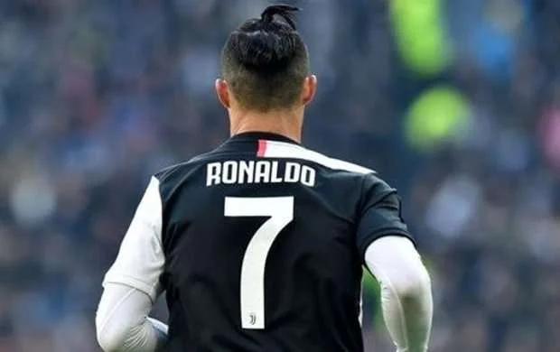 Ronaldo 1000-ə çatdı 