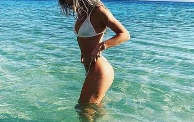 23 futbolçu göz qamaşdırır - FOTOLAR 