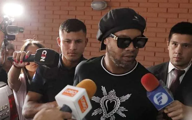 Ronaldinyo yenidən saxlanılıb 