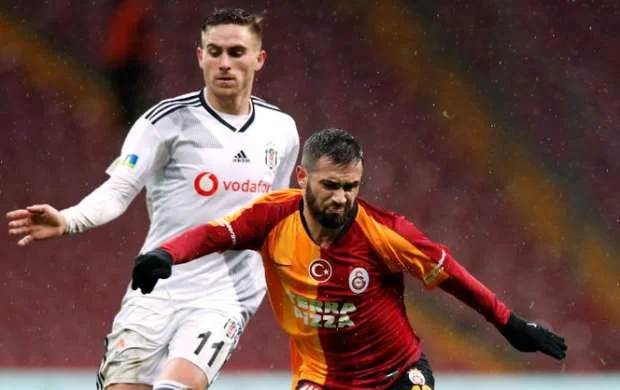 "Qalatasaray" zədələnən futbolçusundan pis xəbər aldı 