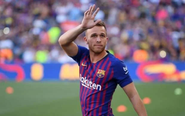 "Barsa" 150 milyonluq transfer üçün Arturu da verə bilər 