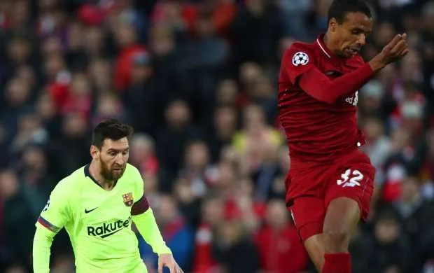 Joel Matip: "Balaca otaqda Messi ilə oturmuşdum" 