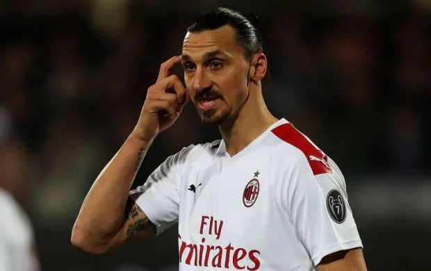İbrahimoviç "Milan"dan gedir 